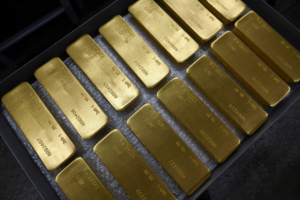 Gold flat as markets await Fed minutes